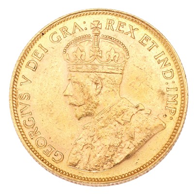 Lot 239 - Canada, $10 1913 (.900 gold, 26.9mm, 16.73g),...