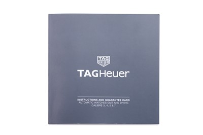 Lot 2173 - Tag Heuer: A Stainless Steel Automatic...