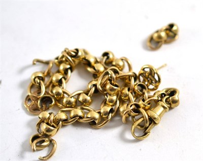 Lot 505 - 9ct gold chain links and a pair of earrings