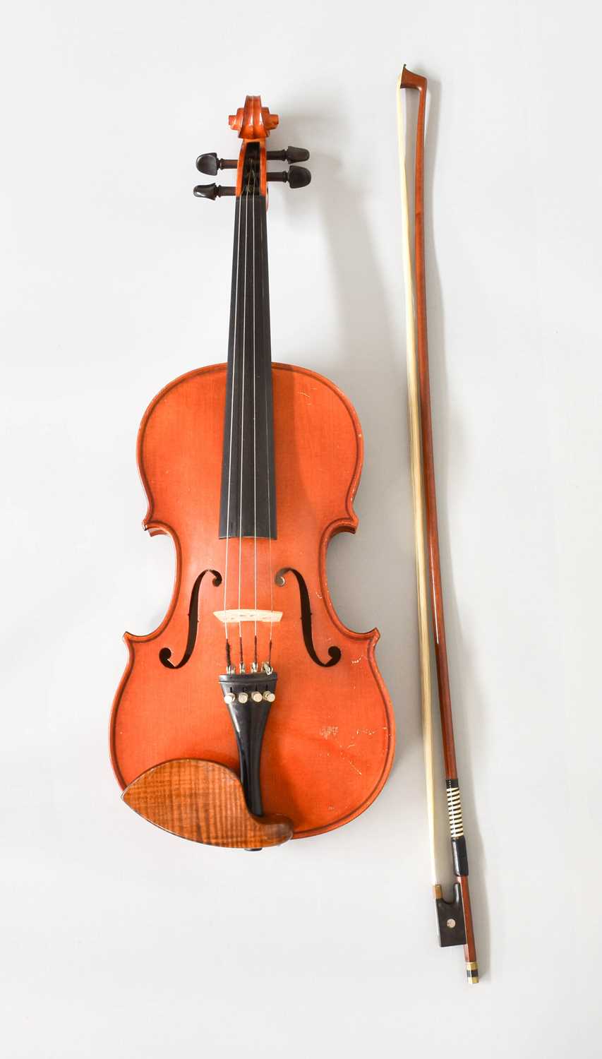 Lot 29 - Violin