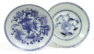 Lot 234 - A Chinese Porcelain Saucer Dish, Qianlong,...