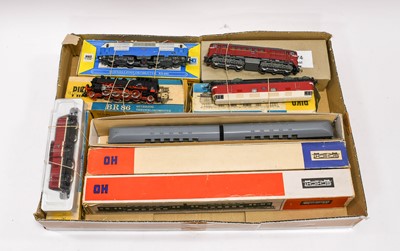 Lot 4228 - Piko (East Germany) Locomotives