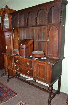 Lot 595 - Oak dresser and rack