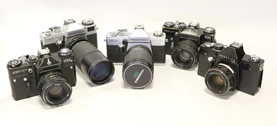 Lot 3362 - Various Cameras