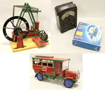 Lot 4447 - Meccano Clock Kit 1