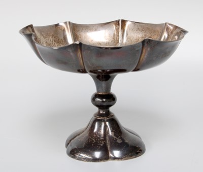 Lot 12 - An Edward VII Silver Pedestal Bowl, by Horace...