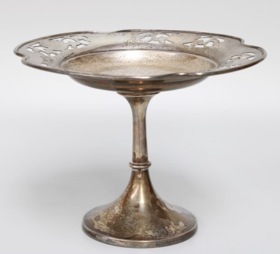 Lot 16 - A George V Silver Pedestal Bowl, by Fenton...