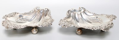 Lot 24 - A Pair of Edward VII Silver Dishes, by Walker...
