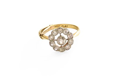 Lot 177 - A Diamond Cluster Ring, an old cut diamond...