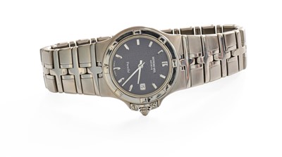Lot 15 - A Stainless Steel Raymond Weil Parsifal...