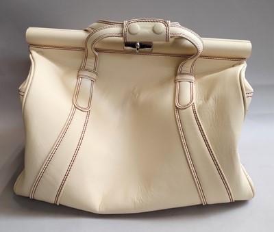 Lot 1004 - A Schedoni Cream Leather and Red Stitched...