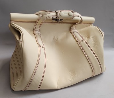 Lot 1004 - A Schedoni Cream Leather and Red Stitched...