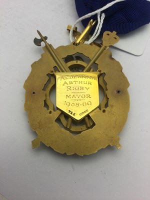 Lot 2106 - An Elizabeth II Gold and Enamel Blackburn Replica Mayoral Badge