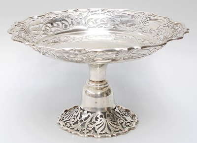 Lot 1085 - A George V Silver Dessert-Stand, by Goldsmiths...