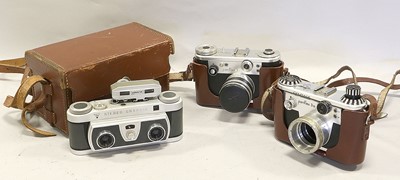 Lot 3382 - Wray Stereo Graphic Camera