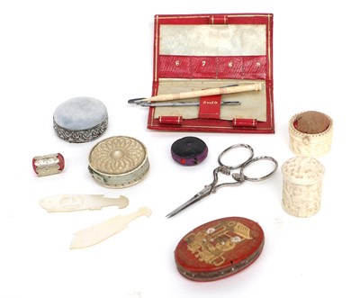 Lot 2155 - Assorted Late 19th/Early 20th Century Sewing...
