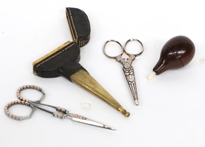 Lot 2159 - Late 18th Century Shagreen Scissor Case, in...
