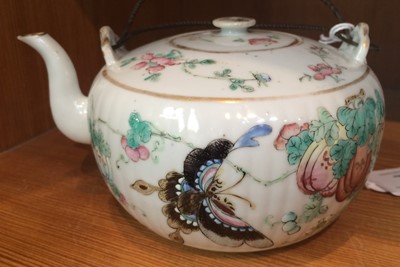 Lot 7 - A Chinese Porcelain Teapot and Cover, 19th...
