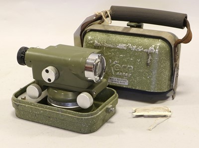 Lot 3371 - Various Cameras And Related Items