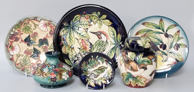 Lot 303 - A Modern Moorcroft Plate, by Philip Gibson,...