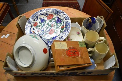 Lot 853 - A box of decorative ceramics including a Japanese Imari bowl, tankard, collectors plates,...