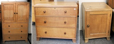 Lot 1171 - A Mid 20th century Oak Three Piece Bedroom...