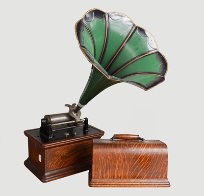 Lot 3118 - A Graphophone Phonograph