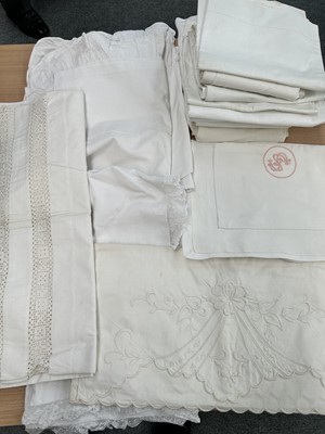 Lot 2011 - A Quantity of Assorted White Linen and...