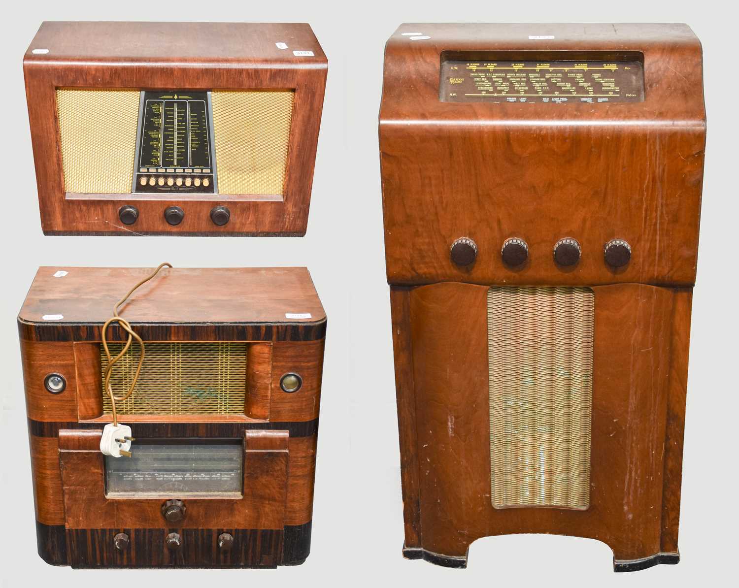 Lot 296 - A Marconi Model 537 Wireless Receiver, 1936,