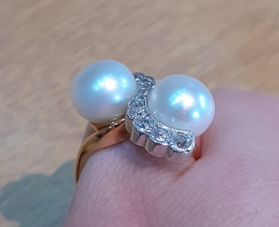 Lot 2069 - An 18 Carat Gold Cultured Pearl and Diamond...