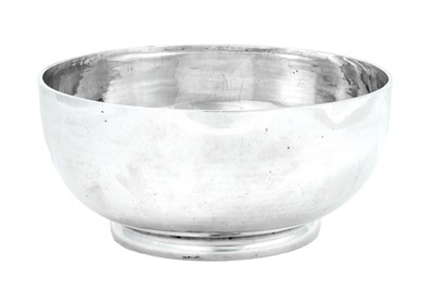 Lot 298 - An Edward VIII Silver Punch-Bowl