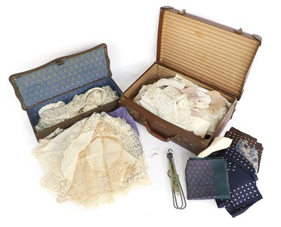 Lot 2045 - Early 20th Century Lace comprising six lace...