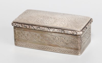 Lot 1049 - A George III Silver Snuff-Box, Maker's Mark IT,...