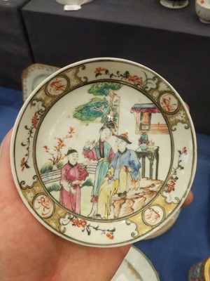 Lot 190 - A Chinese Porcelain Mug, Qianlong, of bell...