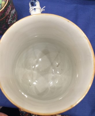Lot 190 - A Chinese Porcelain Mug, Qianlong, of bell...