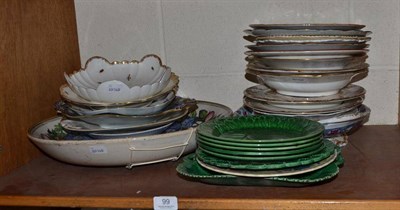Lot 99 - A quantity of 19th/20th century English plates and dishes
