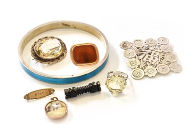 Lot 338 - A Quantity of Jewellery, including an agate...