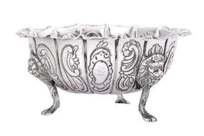 Lot 217 - A George II Irish Silver Sugar-Bowl