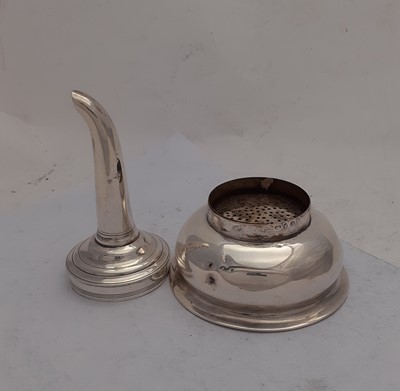 Lot 123 - A George III Silver Wine-Funnel