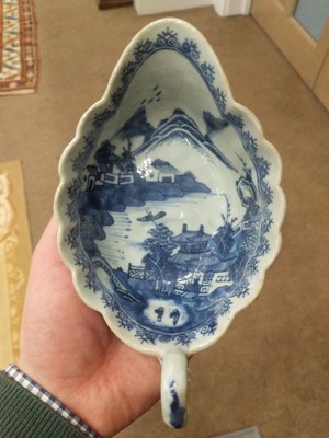 Lot 181 - ~ A Chinese Porcelain Double-Lipped Sauceboat,...