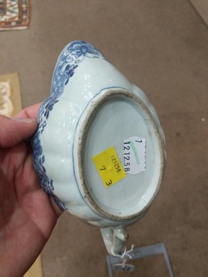 Lot 181 - ~ A Chinese Porcelain Double-Lipped Sauceboat,...