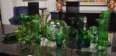 Lot 189 - A Collection of 19th and 20th Century Green...