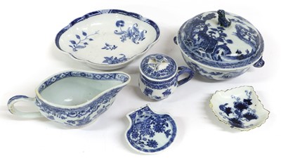 Lot 196 - ~ A Chinese Porcelain Bowl and Cover, 18th...