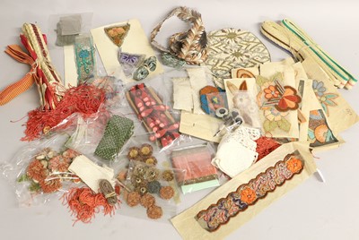 Lot 2285 - Early 20th Century Millinery Accessories...