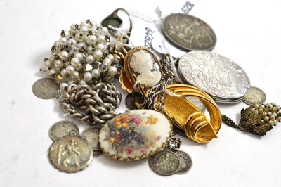 Lot 148 - Garnet ring, cameos, silver watch chain, coins etc