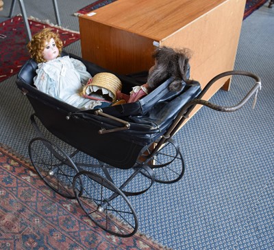 Lot 1330 - A Vintage Dolls Pram, with folding canopy,...