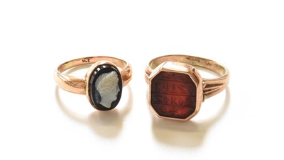 Lot 361 - A Hardstone Intaglio Seal Ring, finger size...