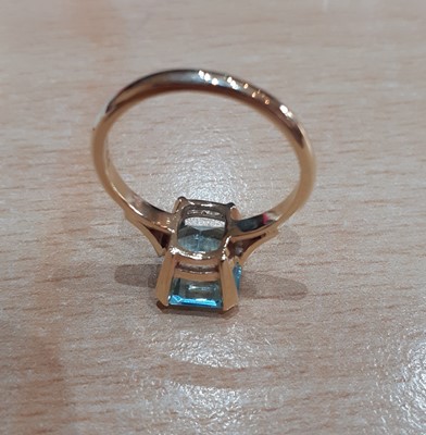 Lot 2027 - A 9 Carat Gold Aquamarine Ring the emerald-cut...
