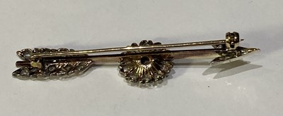 Lot 2129 - A Late Victorian Diamond Arrow Brooch the...