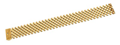 Lot 373 - A 9 Carat Gold Brick Link Bracelet, length 19.3cm